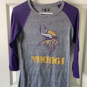 NFL Woman’s Viking Long Sleeve T-Shirt